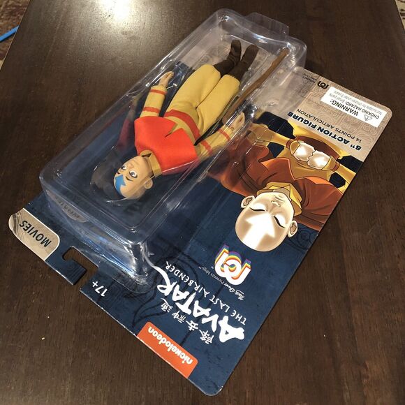 Mego Avatar Last Airbender Aang 8" Action Figure Retro Cloth Outfit New MOC - Picture 5 of 8